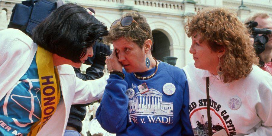 האישה העצובה שמאחורי ג’יין רו