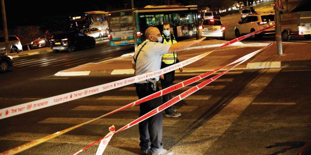 מחסום משטרתי בתקופת הקורונה