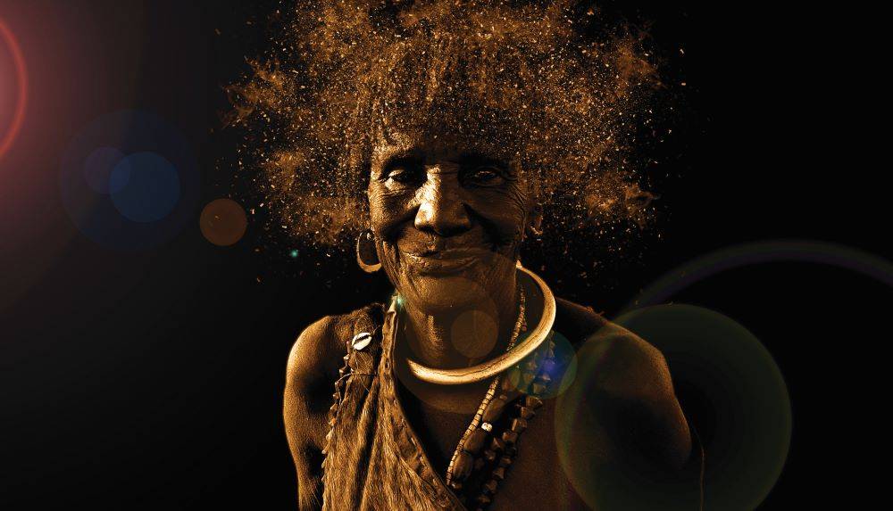 אישה אפריקאית מבוגרת