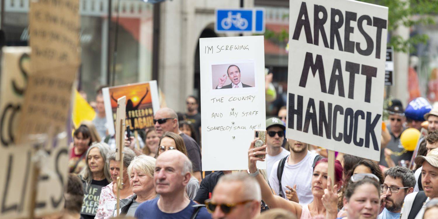 האם שר הבריאות לשעבר של בריטניה בדרך לכלא?