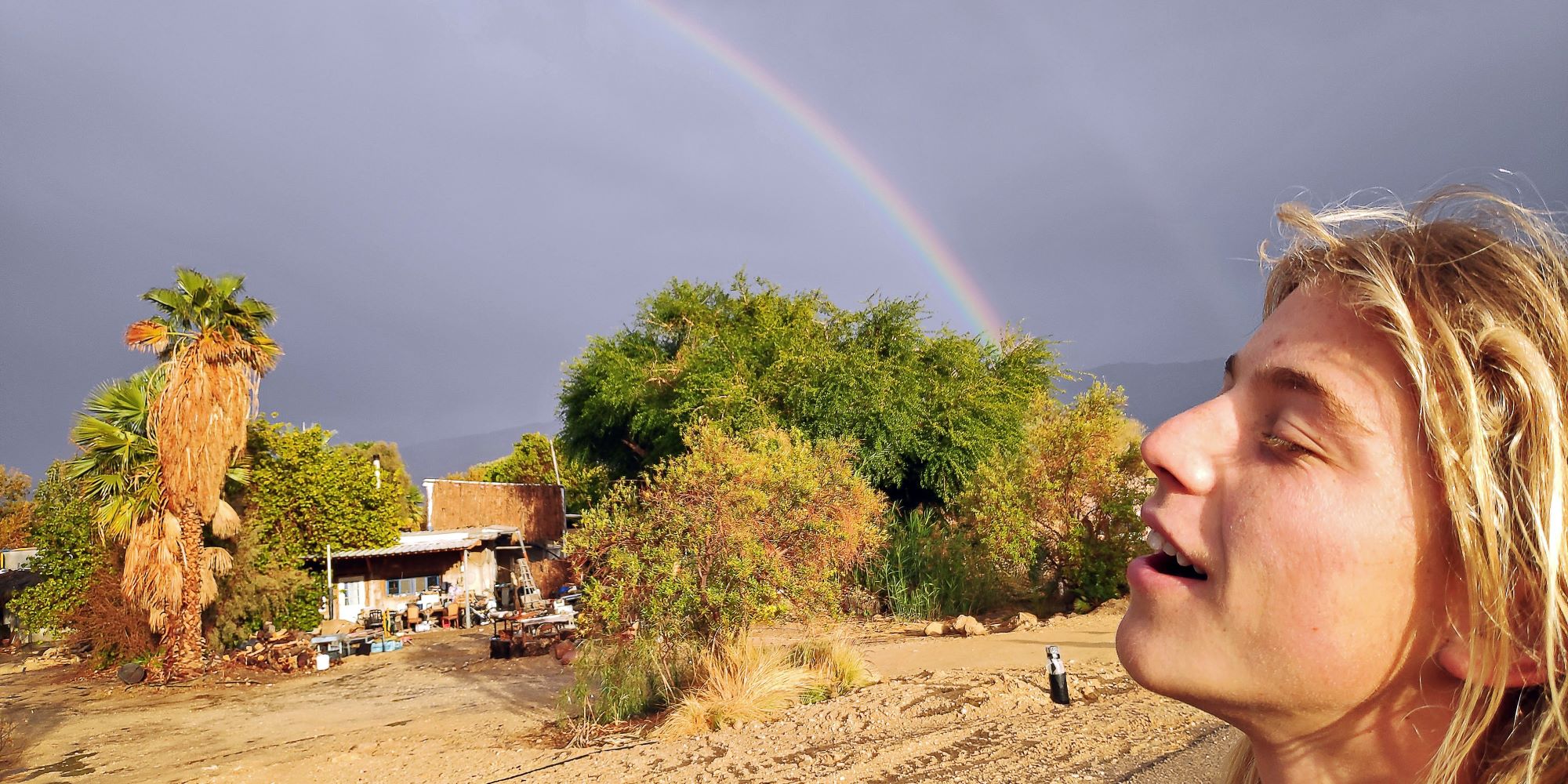 אני נשבר, אמר האור, והפך לקשת